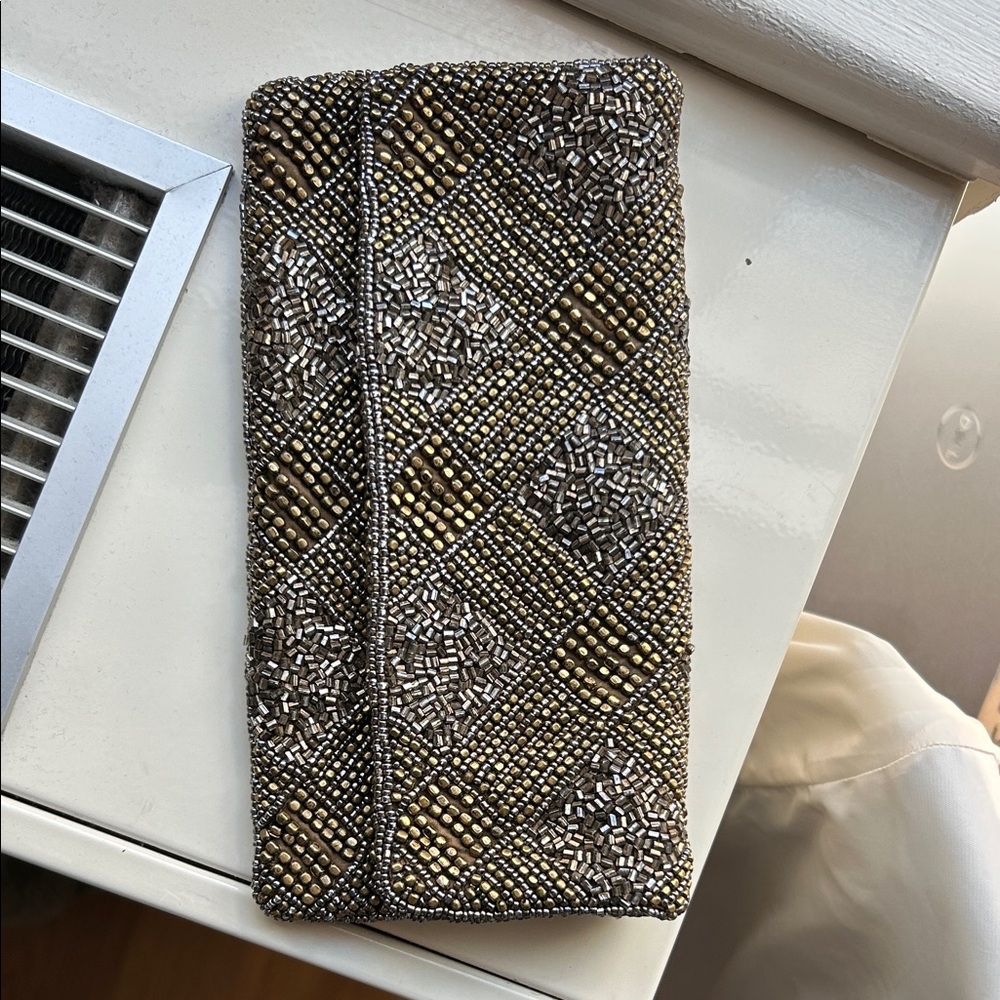 Moyna couture Gold Beaded clutch